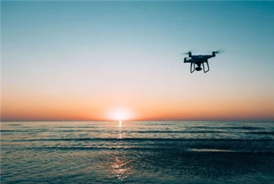 Πώς μπορούμε να αμυνθούμε καλύτερα από τα drones; Ο εξοπλισμός αντίμετρων dro...